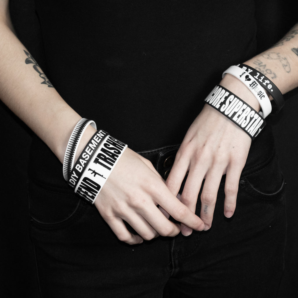 avril bracelet set